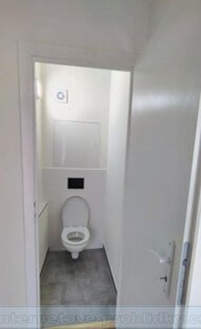 Pronájem bytu 3+kk 55 m2 - Фото 2