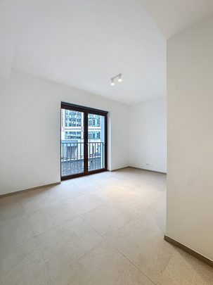 Flat - for rent - Photo 1