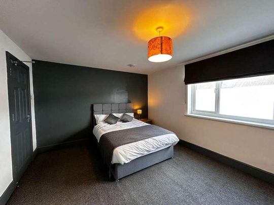 Park Street, Grimsby, DN32 - Photo 1