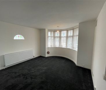 Acacia Drive, Southend-on-Sea, Essex, SS1 3JU - Photo 3