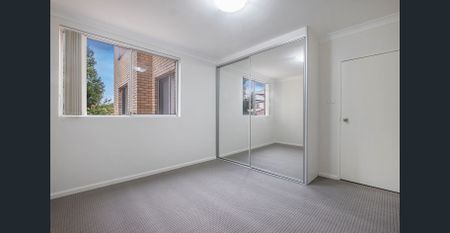 Spacious and convenient - Photo 3