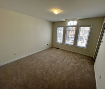 For Lease - 7 Zeus Gate, Brampton, Ontario - Photo 5