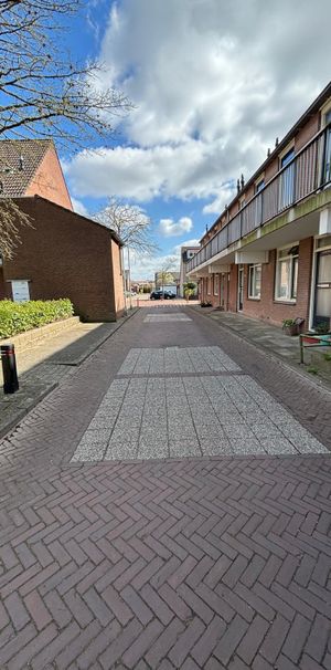 Begane grond appartement aan de Anjerstraat - Photo 1