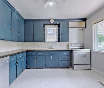For Lease - 112 Bridge Street, Waterloo, Ontario - Photo 6