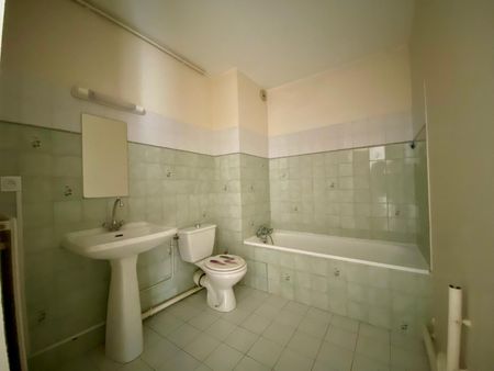 Location Appartement 2 pièces 45m² VALENCE 26000 - Photo 4