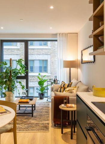 3 bedroom flat to rent - Photo 4