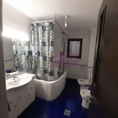 Două vile tip duplex de închiriat - zona Antiaeriană - Fotografie 4