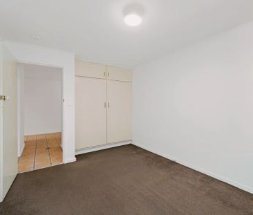 2Bedrooms, 1Bathrooms - Photo 5