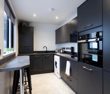 Rooms 2 & 4, 79 Upper Newtownards Road, Belfast, BT4 3HU - Photo 3