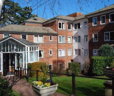 Worcester Road, Malvern - Photo 1