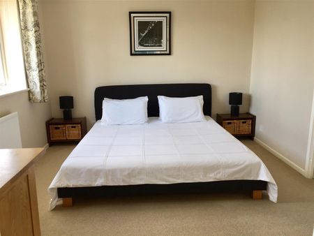 Deanery Crescent, LE4, Leicester - Photo 4