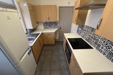 Essex Street - Photo 5