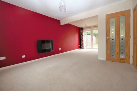 2 bedroom terraced house to rent - Photo 3
