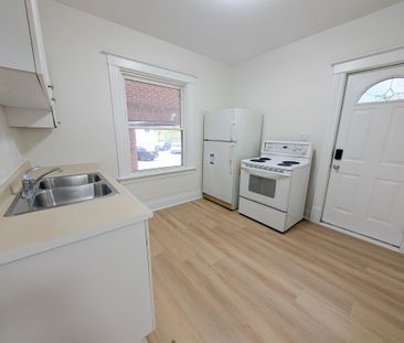 15 Court St, St. Catharines - 1 Bedroom Unit - Photo 3