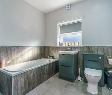 3 bed terraced house to rent in Ninth Avenue, Newcastle Upon Tyne, NE6 - Photo 5