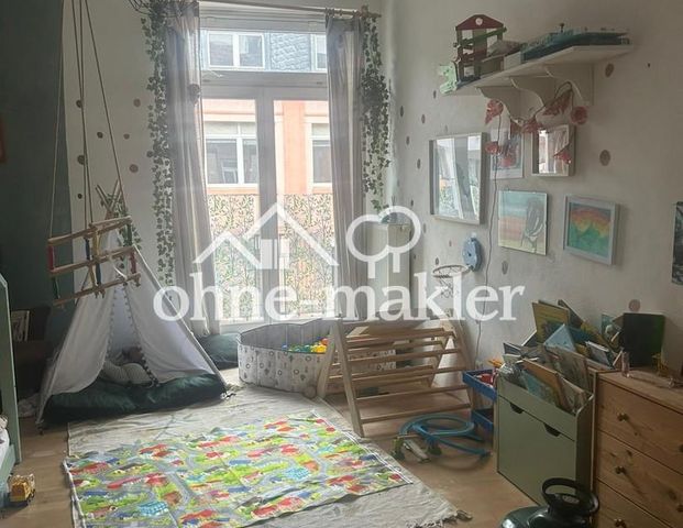 2 Zimmer Wohnung mit 2 Balkonen EBK und Balkonkraftwerk im charmanten Jugenstilhaus - Foto 1