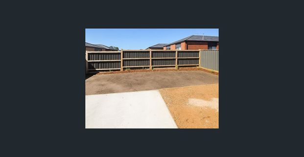 Four Bedroom Family Home in Prime Botanic Ridge Location! - Photo 1