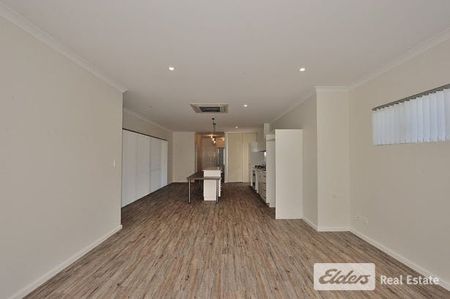 Prepare to be Impressed, with this gorgeous 3 x 2 in Waikiki - Photo 2