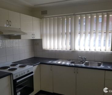 Neat & Tidy - Photo 1