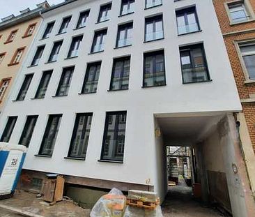 Traumhafte 3-Raum-Neubauwohnung mit gehobener Innenausstattung und Einbauküche in Mannheim - Photo 1