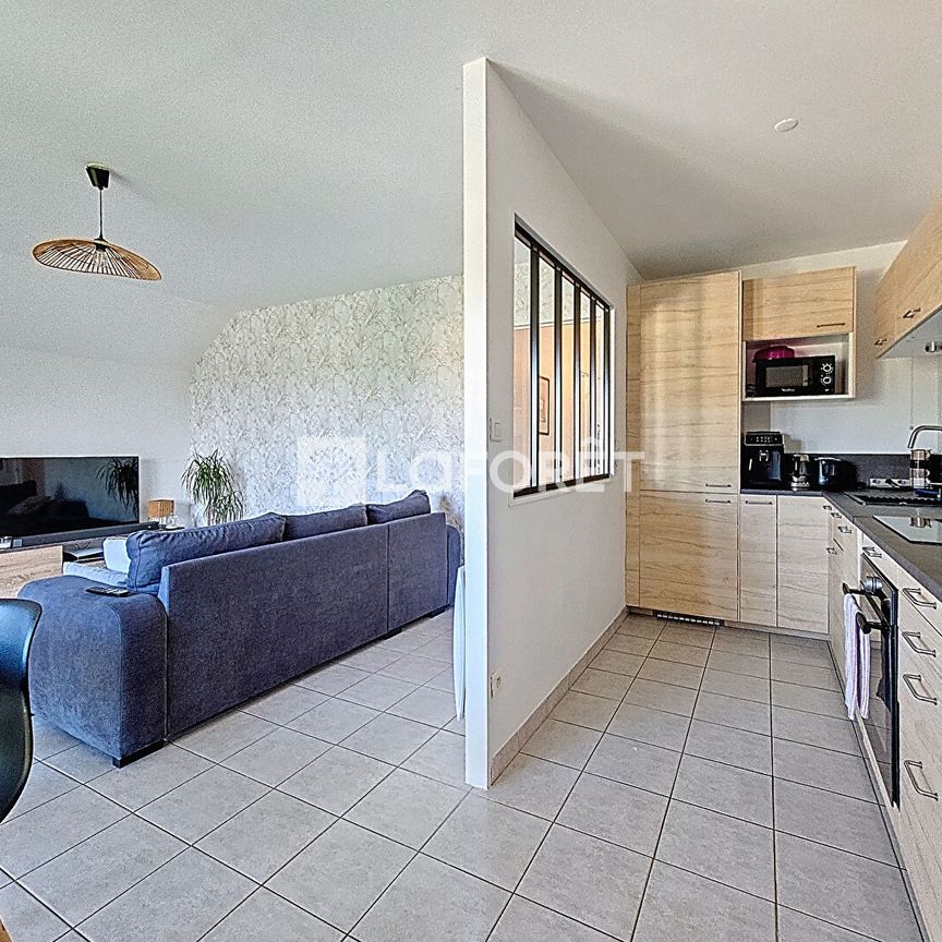 Apartment - Photo 1