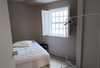 Rent 2 Bedrooms + 1 Bedrooms Coimbra