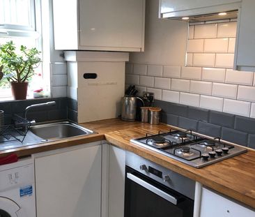 Room in a Shared House, Simonds Road, E10 - Photo 1
