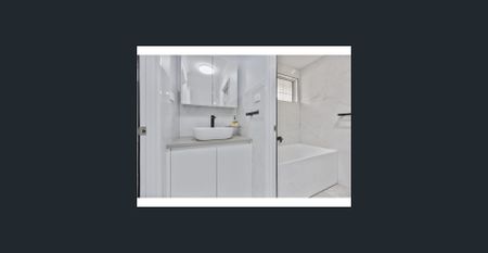 STUNNING VILLA - Photo 5