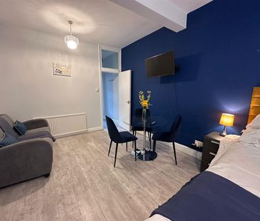 Terront Road N15, London - Photo 1