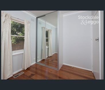 You will be pleasantly surprised at the size! Available 20/03/2026 - Photo 2