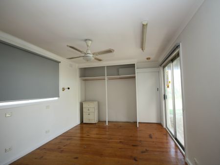RENOVATED 4 BEDROOM FAMILY HOME IN SPRINGVALE - Photo 2