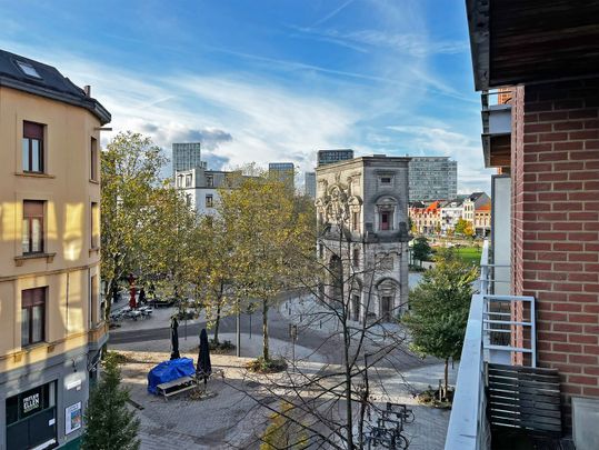 Instapklaar appartement met é slaapkamer en terras op Zuid - Photo 1