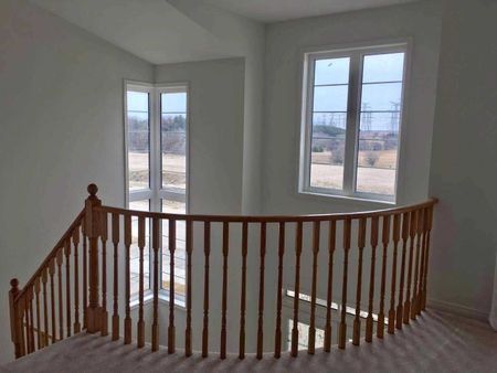 For Lease - 2585 Craftsman Drive, Oshawa, Ontario - Photo 3