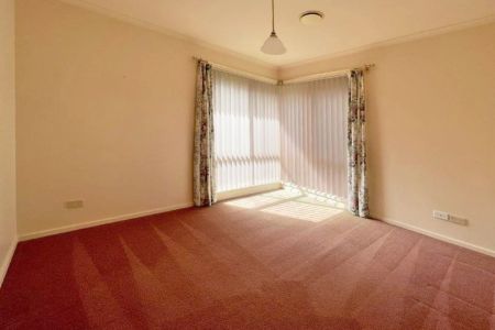 GREAT LOCATION - Photo 2