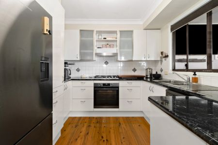 3 Bedroom Home - Photo 4