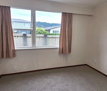 6 Whirinaki Crescent, Heretaunga - Photo 3
