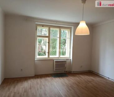 Velmi hezký byt 1+kk po rekonstrukci, Praha 10-Strašnice - Photo 1