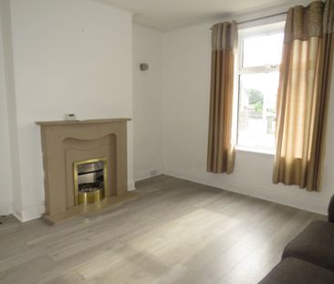 Warley Road, Halifax - Photo 2