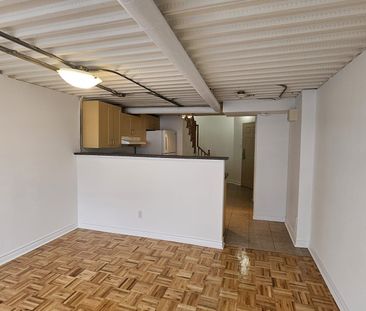 For Lease - 800 Lansdowne Avenue Unit# 215, Toronto, Ontario - Photo 5