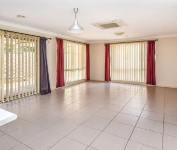 Comfortable Living in a Quiet Neighbourhood - Photo 2