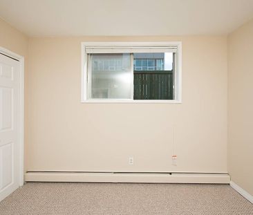 Avlyn Apartments - Photo 5