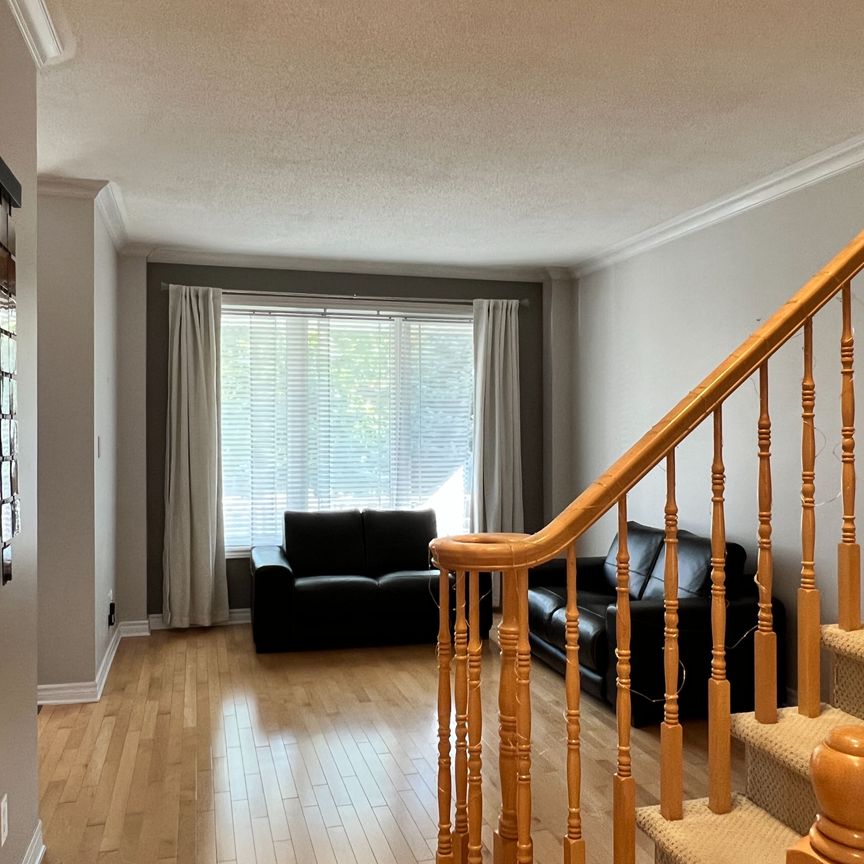 For Lease - 129 TAPESTRY Drive, Barrhaven, Ontario - Photo 1