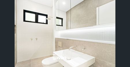 Contemporary Luxury | Brand New Townhouse - Photo 5