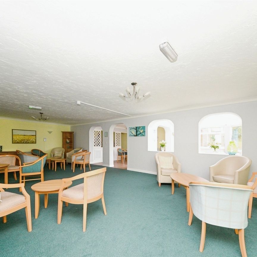 Lyndhurst Court, Hunstanton - Photo 1