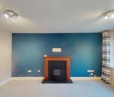 4 bedroom detached house to rent - Photo 3