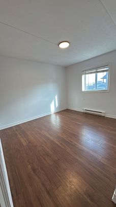 For Lease - 210 PELHAM Road Unit# 101, St. Catharines, Ontario - Photo 1
