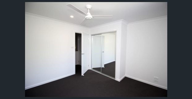 Modern Townhouse in Peaceful Location - Photo 1