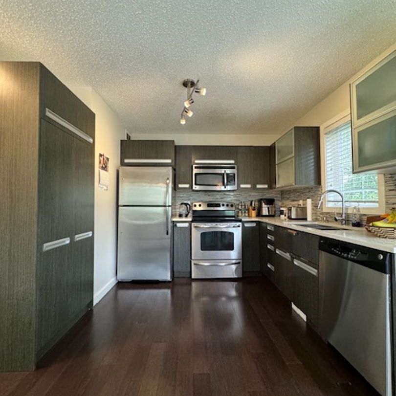 3 Bedroom Townhouse in Stonebridge - Photo 1