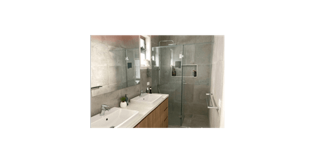 SPACIOUS 4 BEDROOM , 3 BATHROOM FAMILY HOME - Photo 2