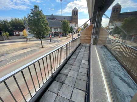 Gerenoveerd duplex appartement met 3 slpks in het centrum van Balen! – Verlinden Vastgoed - Photo 2